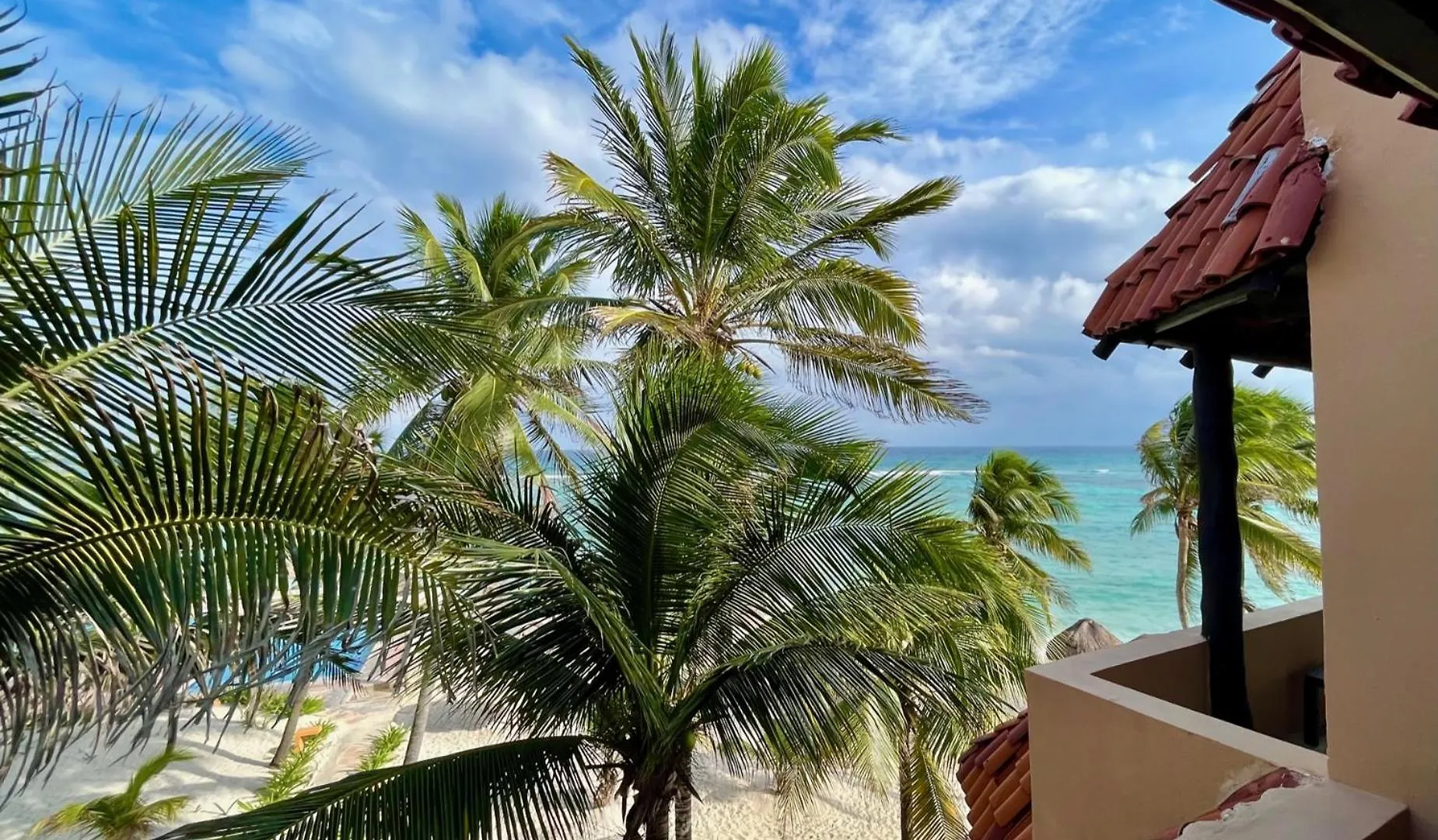 Beachfront Hammock Heaven Akumal