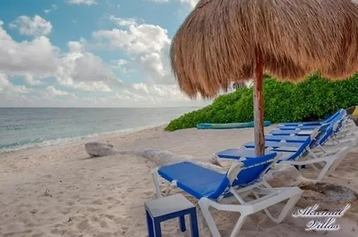 Beachfront Hammock Heaven Акумаль